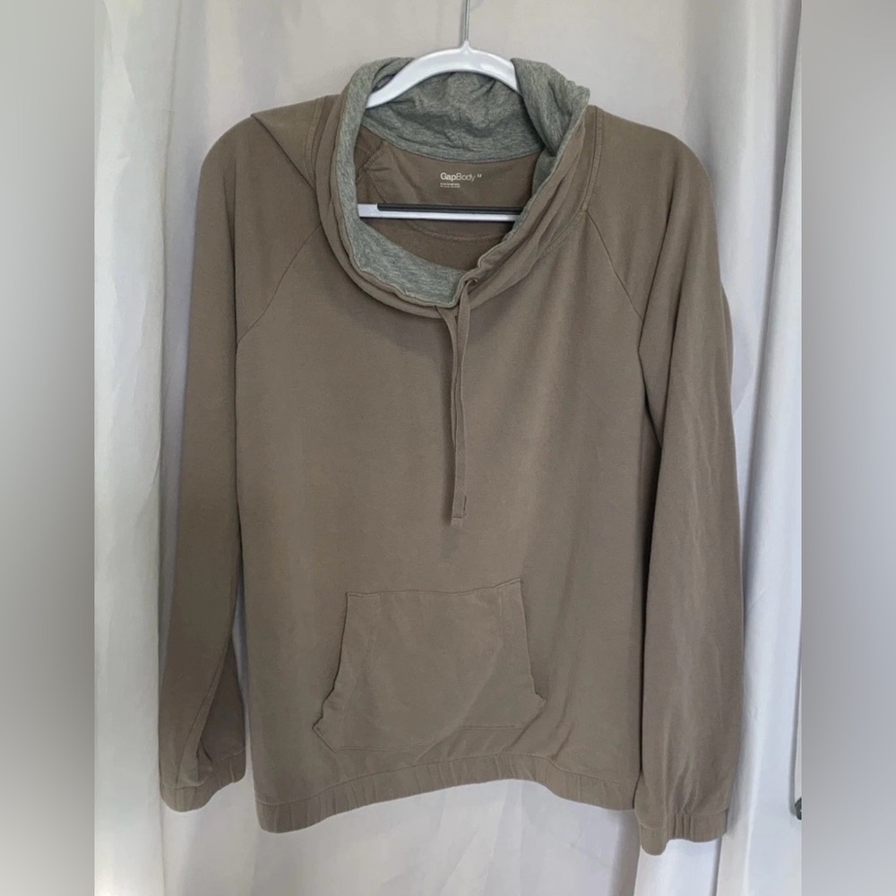 GAP GapBody Light Brown Cozy Cowl Neck Women's Medium Shirt Pullover Sweatshirt